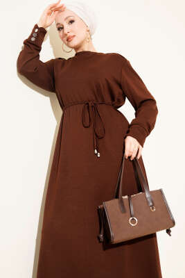 Metal Düğme Süslemeli Bağcıklı Elbise Kahve - Elbise