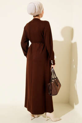 Metal Düğme Süslemeli Bağcıklı Elbise Kahve - Elbise