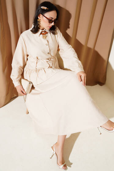 Metal Düğmeli Fırfırlı Etekli İkili Takım Bej - İkili Takım