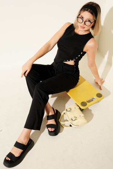 Metal Düğmeli Kolsuz İkili Takım Siyah - Kadın Giyim Modelleri