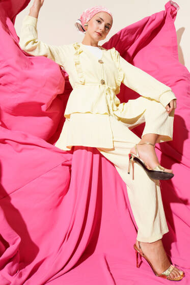 Metal Düğmeli Krinkıl İkili Takım Sarı - İkili Takım