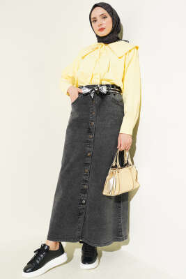Metal Düğmeli Şal Kemerli Kot Etek Füme - Etek