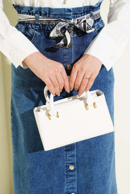 Metal Düğmeli Şal Kemerli Kot Etek Kot Mavisi - Etek