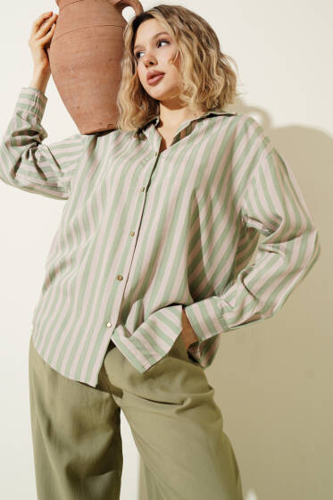 Metal Düğmeli Salaş Çizgili Gömlek Haki - Kadın Giyim Modelleri