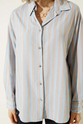  Metal Düğmeli Salaş Çizgili Gömlek Mavi - Kadın Giyim Modelleri