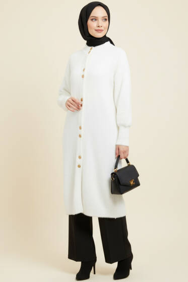 Metal Düğmeli Uzun Sakallı Hırka Beyaz - Hırka