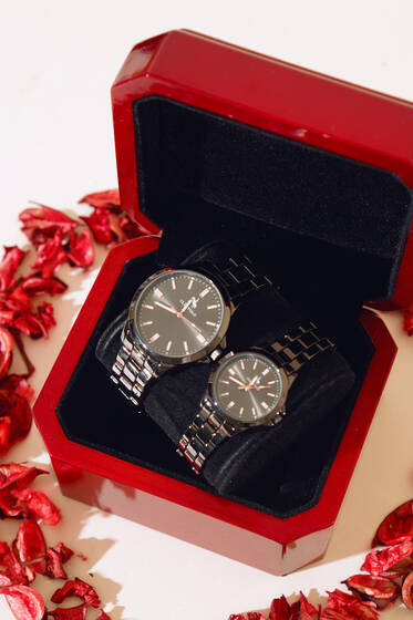 Metal Rakamsız Sevgili Çift Kol Saati Siyah - Saat