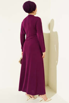 Metal Tokalı Büzgülü Elbise Mor - Elbise