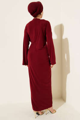 Metal Tokalı Büzgülü Sandy Elbise Bordo - Elbise