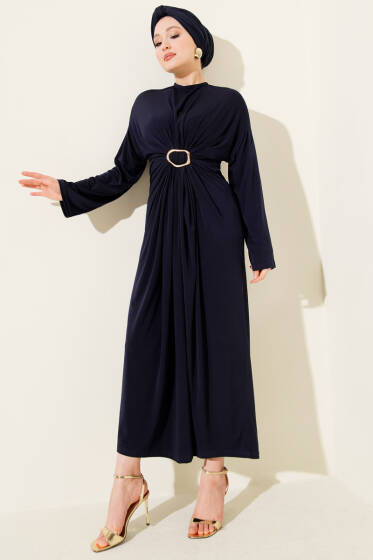 Metal Tokalı Büzgülü Sandy Elbise Lacivert - Elbise