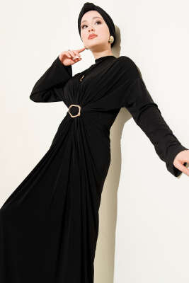 Metal Tokalı Büzgülü Sandy Elbise Siyah - Elbise