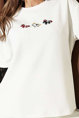 Midilli Nakışlı Modal T-shirt Ekru - Kadın Giyim Modelleri