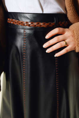 	 Midye Dikişli Kloş Deri Etek Siyah - Uzun Etek