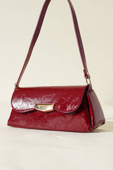 Mıknatıs Kapaklı Rugan Çanta Bordo - Kol Çantası