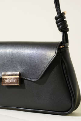 Mıknatıslı Dikdörtgen Çanta Siyah - Kol Çantası