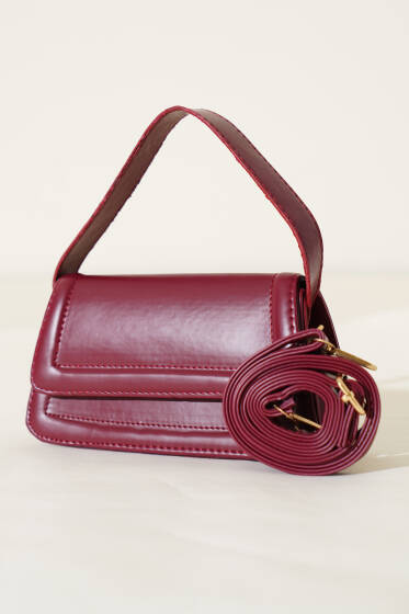 Mıknatıslı Kapaklı Çanta Bordo - Kol Çantası