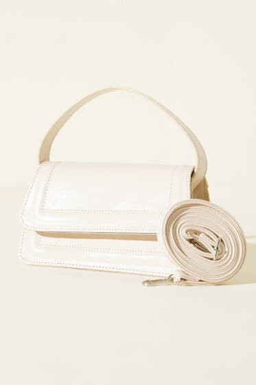 Mıknatıslı Kapaklı Çanta Krem - Kol Çantası