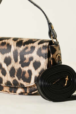Mıknatıslı Oval El Çanta Leopar - Kol Çantası