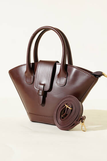 Mıknatıslı Üçgen El Çantası Acı Kahve - Kol Çantası