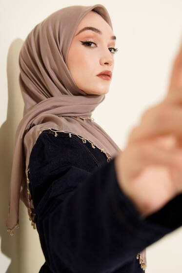 Mini Boncuk Detaylı Eşarp Vizon - Başörtüsü