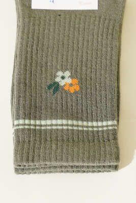 Mini Çiçek Detaylı Kadın Soket Çorap Haki - Soket Çorap