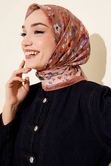 Mini Çiçek Detaylı Soft Eşarp Camel - Başörtüsü