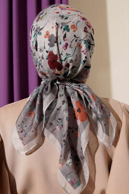 Mini Çiçek Detaylı Soft Eşarp Gri - Başörtüsü