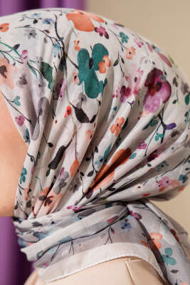 Mini Çiçek Detaylı Soft Eşarp Gri - Başörtüsü