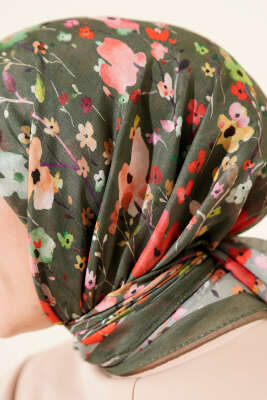 Mini Çiçek Detaylı Soft Eşarp Zümrüt - Başörtüsü