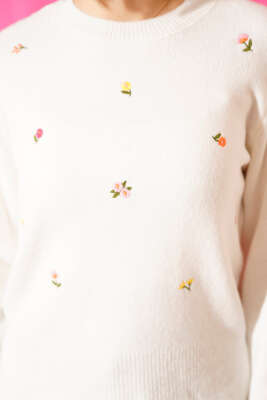 Mini Çiçek Nakışlı Triko Kazak Ekru - Kadın Giyim Modelleri