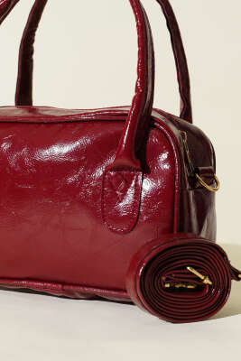 Mini Fermuarlı Rugan El Çantası Bordo - Kol Çantası