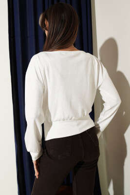 Mini Taşlı Kayık Yaka Bluz Ekru - Kadın Giyim Modelleri