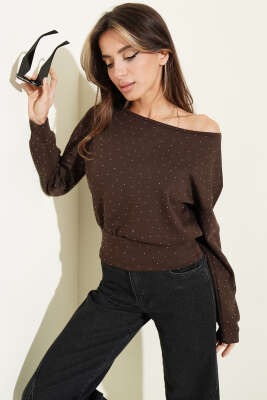 Mini Taşlı Kayık Yaka Bluz Kahve - Kadın Giyim Modelleri