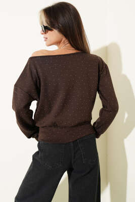 Mini Taşlı Kayık Yaka Bluz Kahve - Kadın Giyim Modelleri