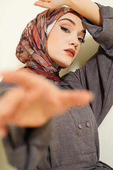 Mist Ebruli Desen Bambu Kraş Eşarp Kahve - Başörtüsü