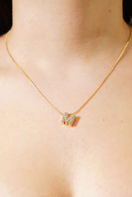 Modern M Harfi Taş İşlemeli Kolye Gold - KONYALI BİJUTERİ