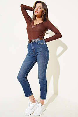 Mom Kemerli Kot Pantolon Mavi - Kadın Giyim Modelleri