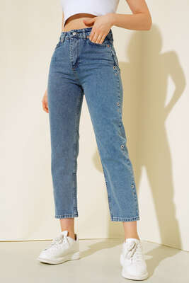 Mom Kuş Gözü Detaylı Kot Pantolon Kar Yıkama - Kadın Giyim Modelleri