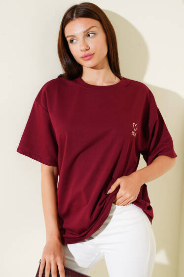 Mom Nakışlı T-shirt Bordo - Kadın Giyim Modelleri