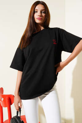 Mom Nakışlı T-shirt Siyah - Kadın Giyim Modelleri