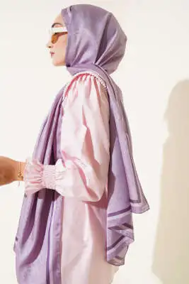 Monogram Desen Şerit Geçişli Şal Açık Lila - Başörtüsü
