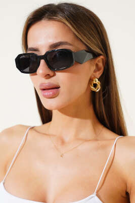 Morta Serisi Kalın Çerçeve Gözlük Siyah - GÜNEŞ GÖZLÜĞÜ