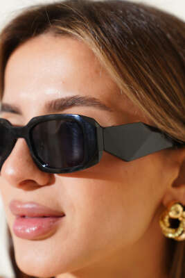 Morta Serisi Kalın Çerçeve Gözlük Siyah - GÜNEŞ GÖZLÜĞÜ