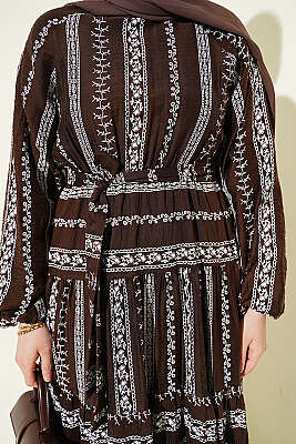 Nakış Detaylı Bağcıklı Elbise Kahve - Elbise