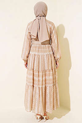 Nakış Detaylı Bağcıklı Elbise Vizon - Elbise