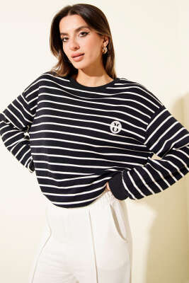 Nakış Detaylı Yatay Çizgili Sweatshirt Lacivert - Kadın Giyim Modelleri