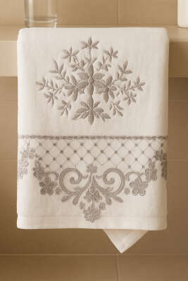 Nakış İşlemeli Kutulu El Yüz Havlusu Gümüş - MEVSİM