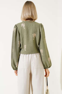 Nakış İşlemeli Önü Bağlamalı Bluz Haki - Kadın Giyim Modelleri