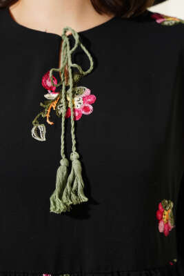 Nakış İşlemeli Şifon Elbise Siyah - Tesettür Elbise