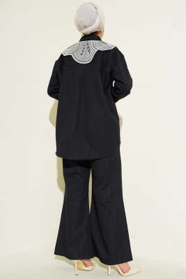 Nakışlı Bebe Yaka Düğmeli İkili Takım Lacivert - İkili Takım